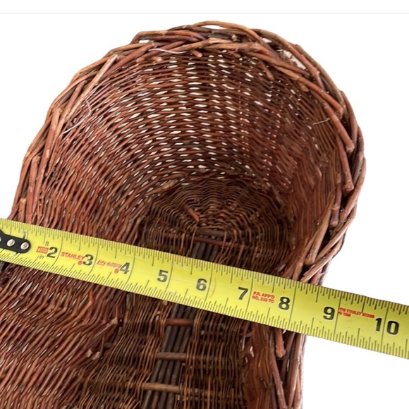 Vintage Wicker Planter - Picture 5 of 6